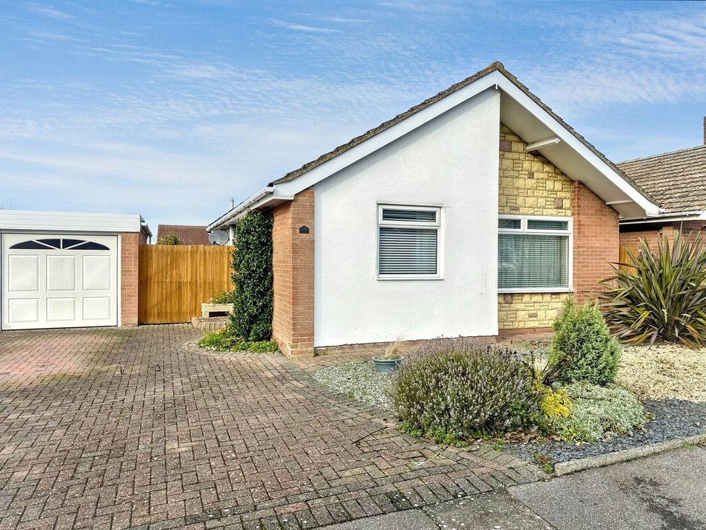 2 bed detached bungalow for saleDuncan Drive, Birchington CT7