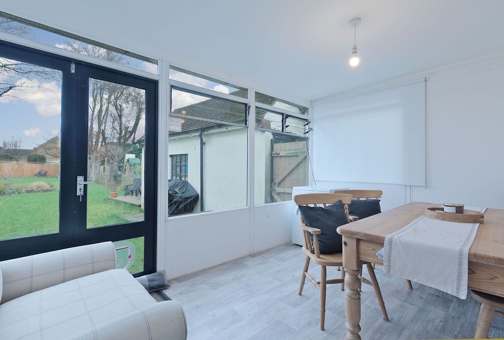 Additional image 7 of 3 bed semi-detached house for saleLondon Road, Biggleswade SG18