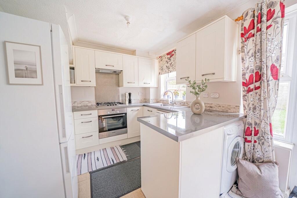 Additional image 2 of Winster Avenue, Dorridge, B93