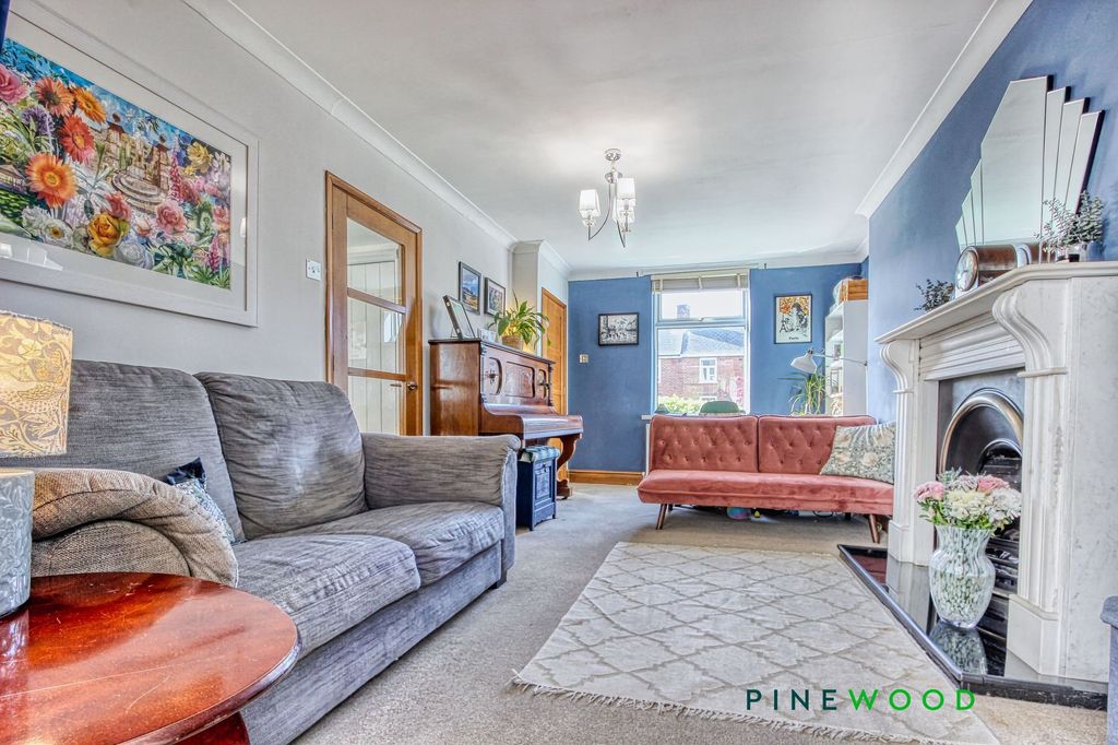 Additional image 4 of 3 bed semi-detached house for saleGloucester Road, Newbold, Chesterfield, Derbyshire S41