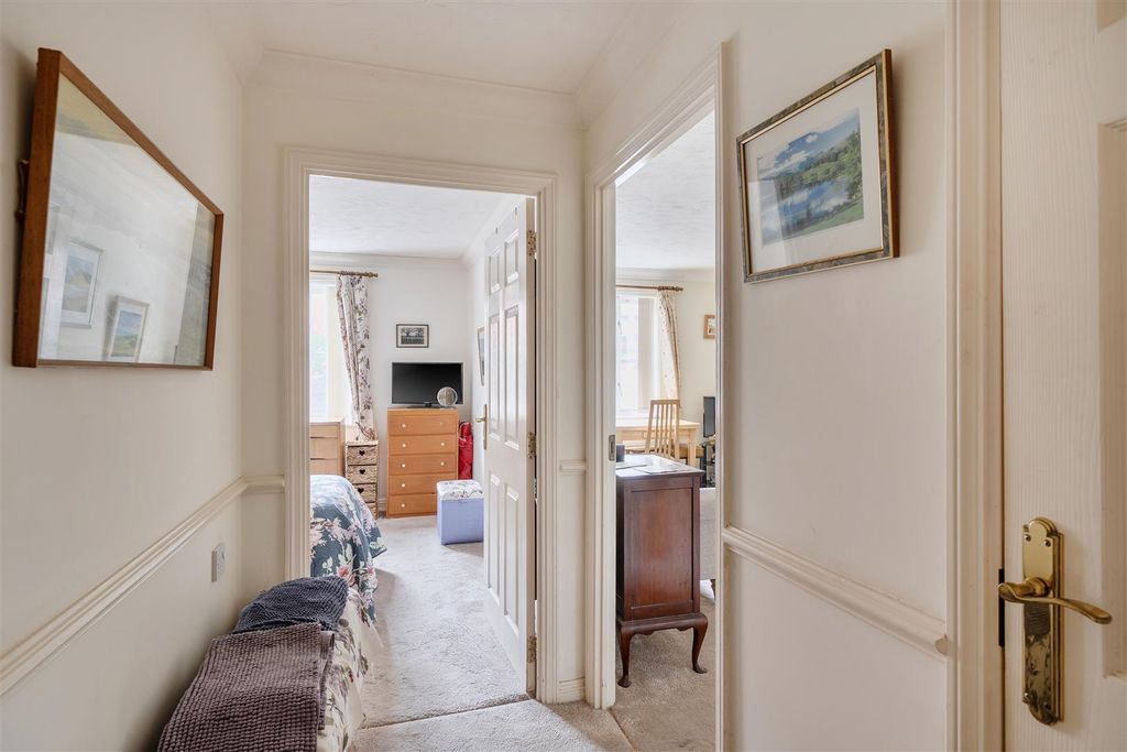 Additional image 8 of 1 bed flat for saleFolly Mill Lodge, South Street, Bridport DT6