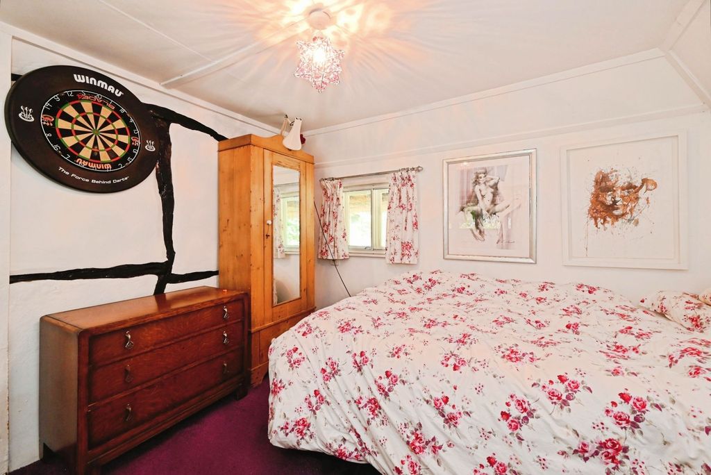 Additional image 19 of 4 bed cottage for sale36A Elm Road, Reading RG6