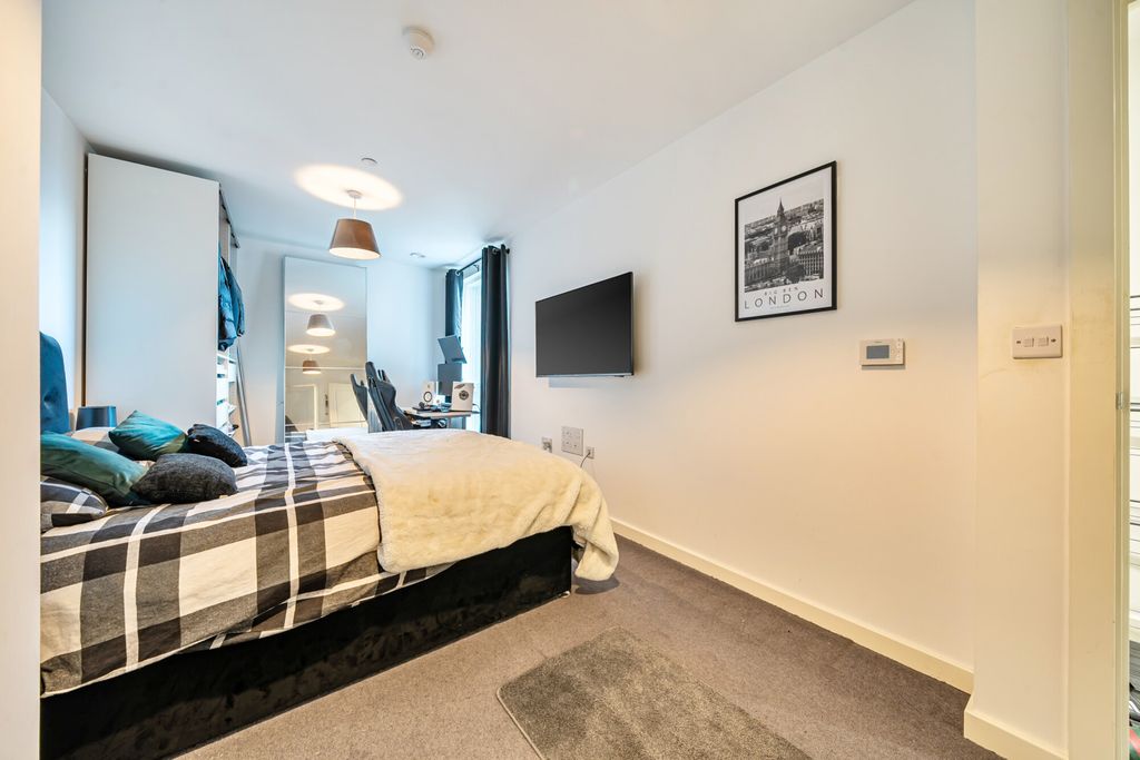 Additional image 17 of 2 bed flat for saleRegal Walk, Bexleyheath DA6