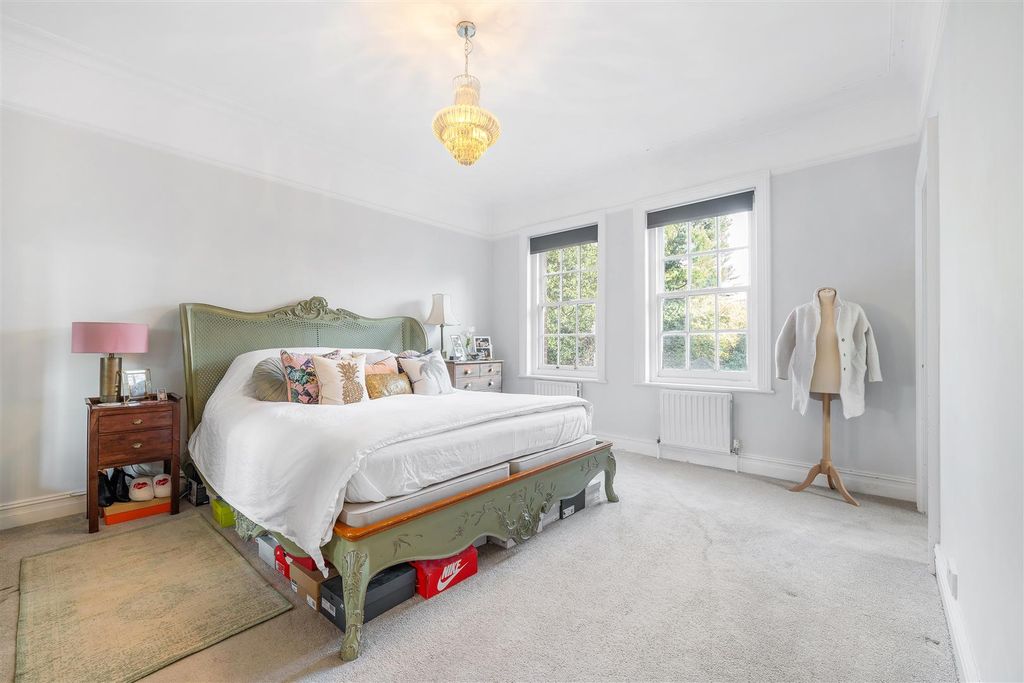 Additional image 2 of 3 bed flat for saleCopers Cope Road, Beckenham BR3