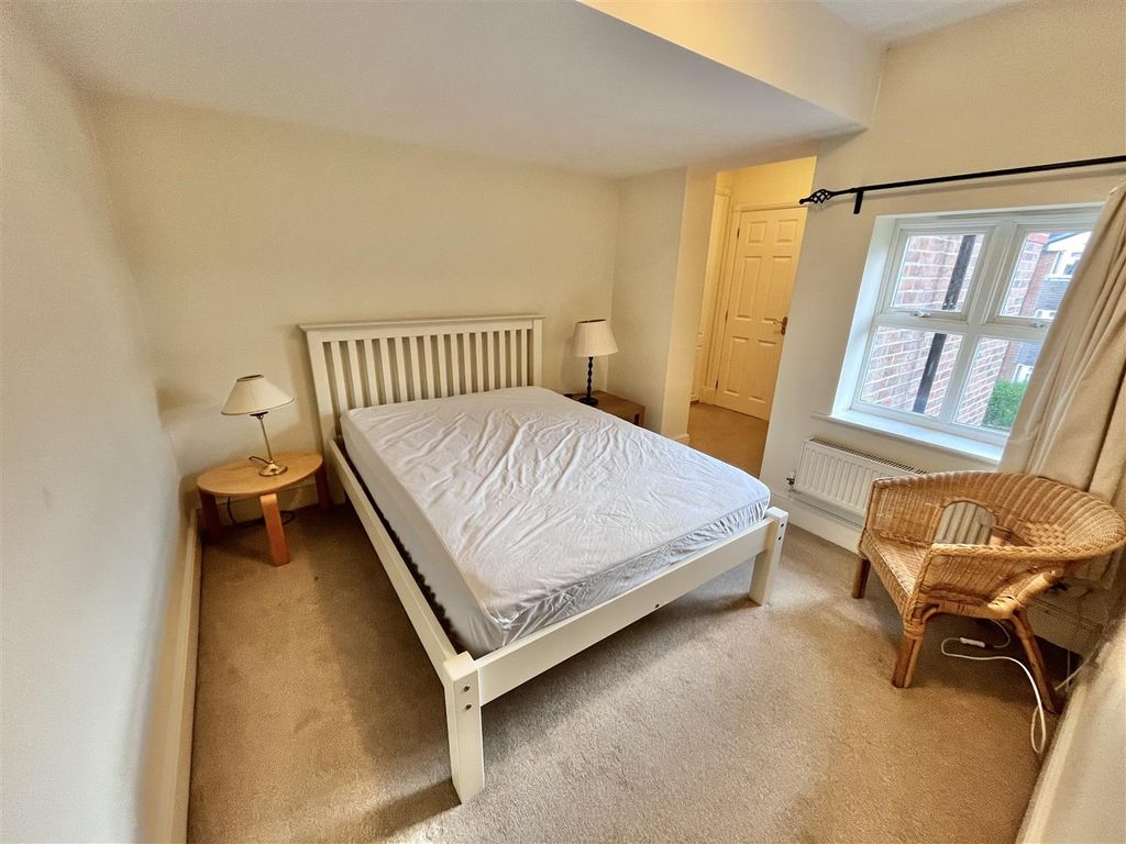 Additional image 6 of 2 bed flat for saleArderne Place, Alderley Edge, Cheshire SK9