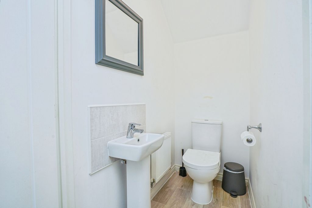 Additional image 8 of 3 bed semi-detached house for salePiebridge Way, Leeds LS12