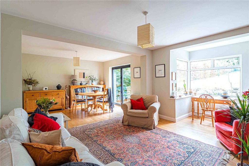 Additional image 14 of 6 bed detached house for saleLondon Road, Berkhamsted, Hertfordshire HP4