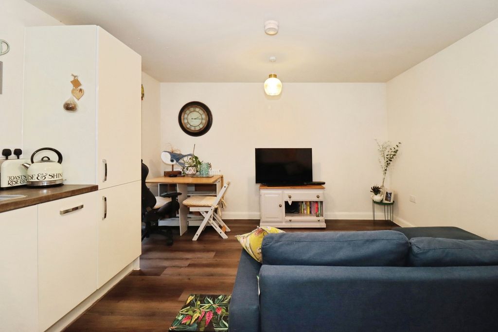 Additional image 15 of 1 bed flat for saleClark Drive, Yate, Bristol BS37