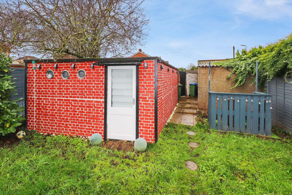 Additional image 20 of 3 bed semi-detached house for saleHeron Hill, Belvedere DA17