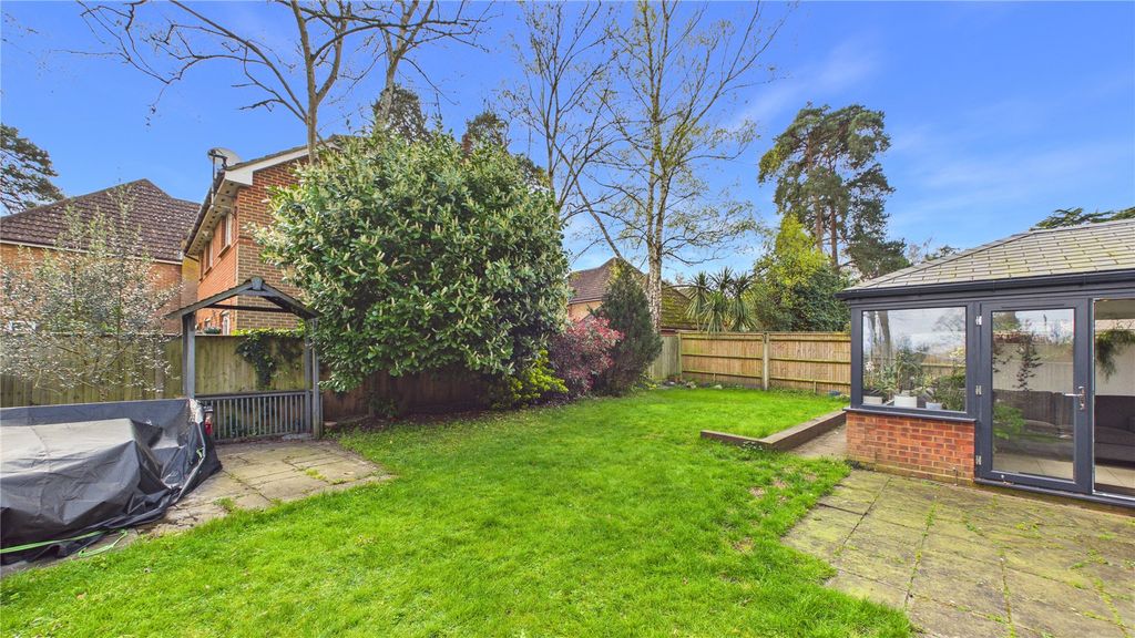Additional image 19 of 6 bed detached house for saleBagshot, Surrey GU19