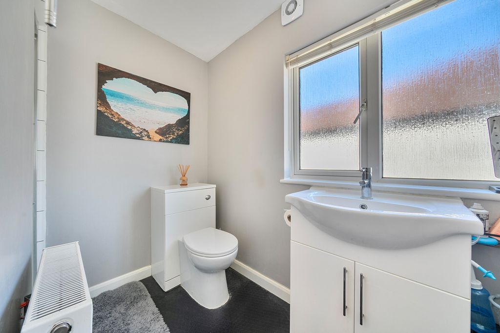 Additional image 8 of 4 bed semi-detached house for saleGlynde Road, Bexleyheath DA7