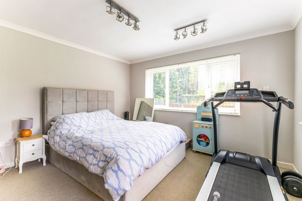 Additional image 11 of 4 bed detached house for saleBasingstoke Road, Alton GU34