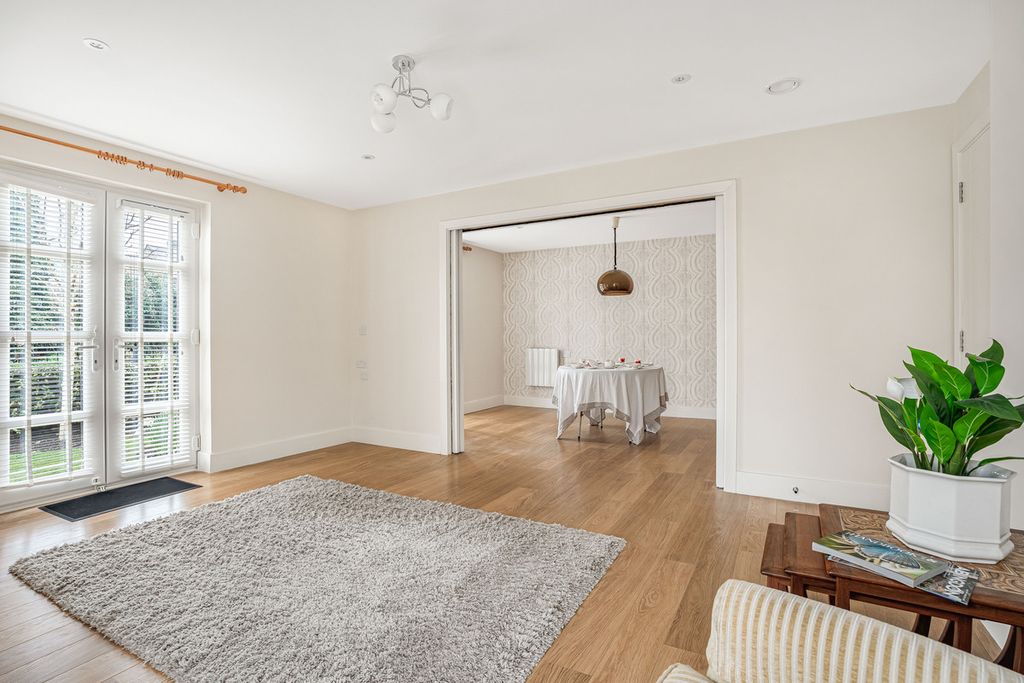 Additional image 11 of 2 bed flat for saleWootton Road, Abingdon OX14