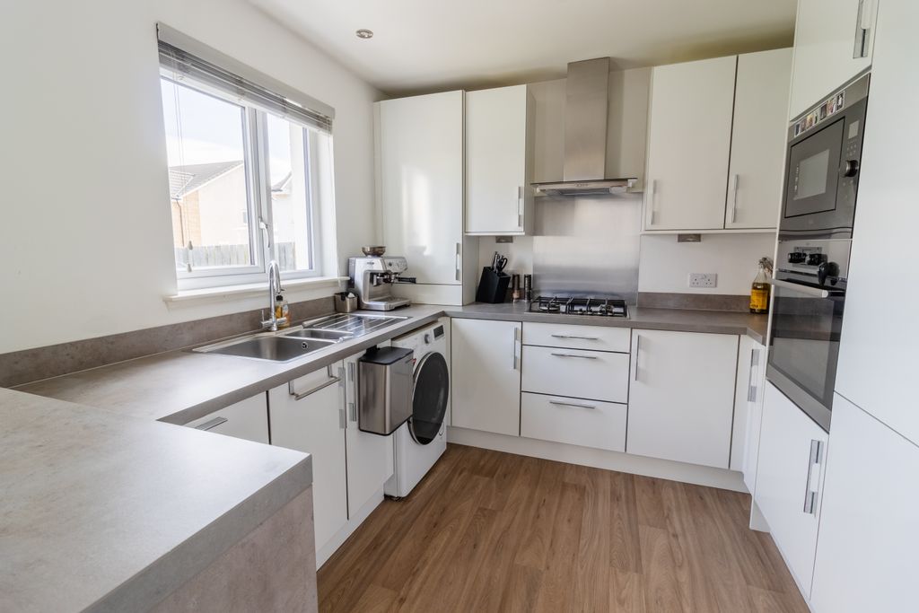 Additional image 4 of 4 bed detached house for saleClapham Wynd, Arbroath DD11