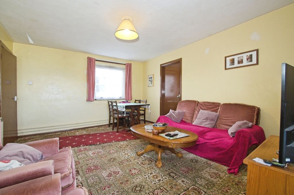 Additional image 13 of 2 bed flat for saleCoed Edeyrn, Llanedeyrn, Cardiff CF23