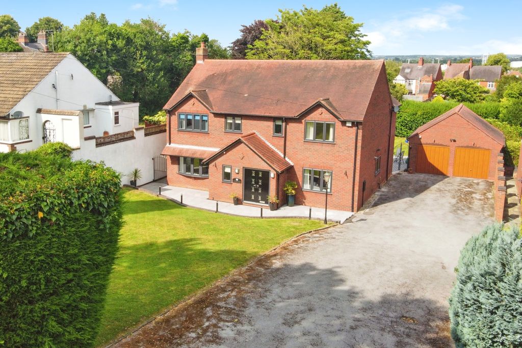 4 bed detached house for saleSouth Street, Atherstone CV9