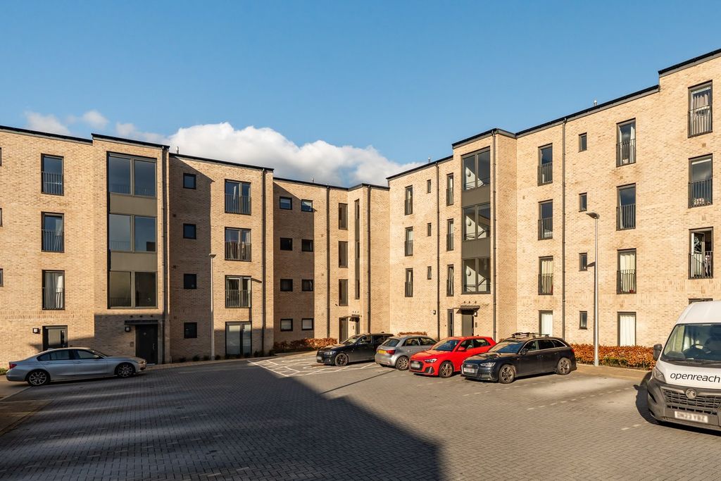 Additional image 13 of 2 bed flat for saleBroomview Path, Edinburgh EH11