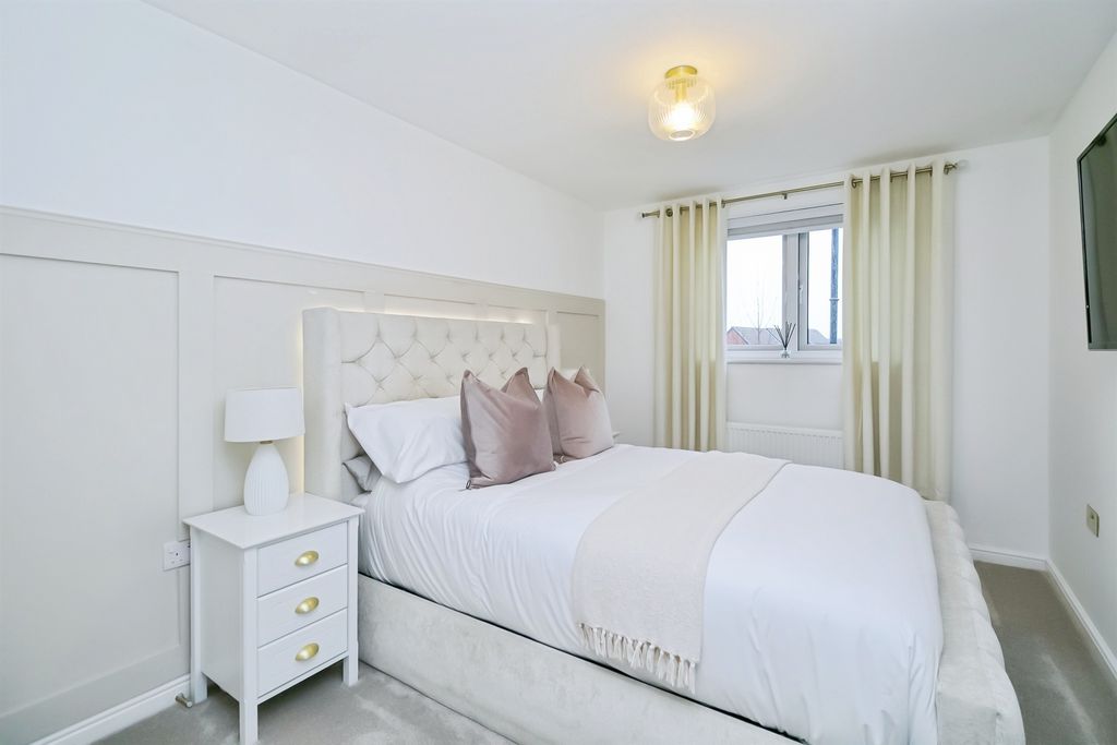 Additional image 3 of 2 bed flat for saleFfordd Y Mileniwm, Barry CF62