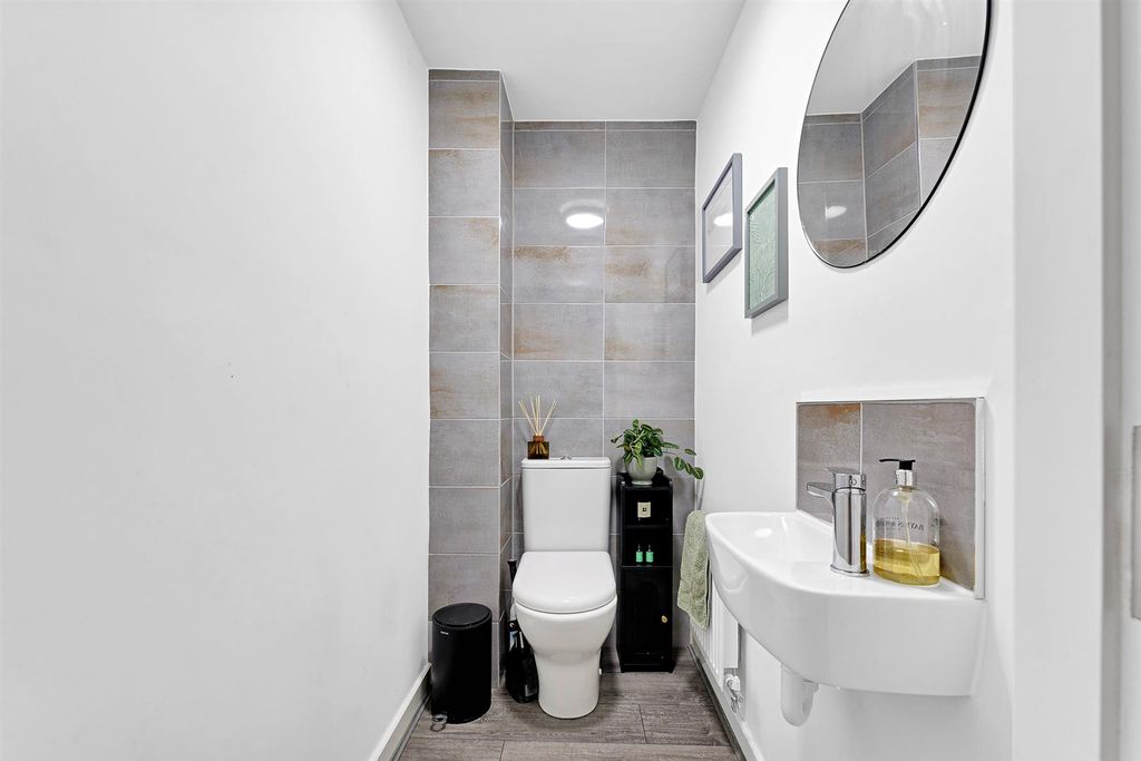 Additional image 11 of 3 bed semi-detached house for saleWoodyard Avenue, Chesterfield S41