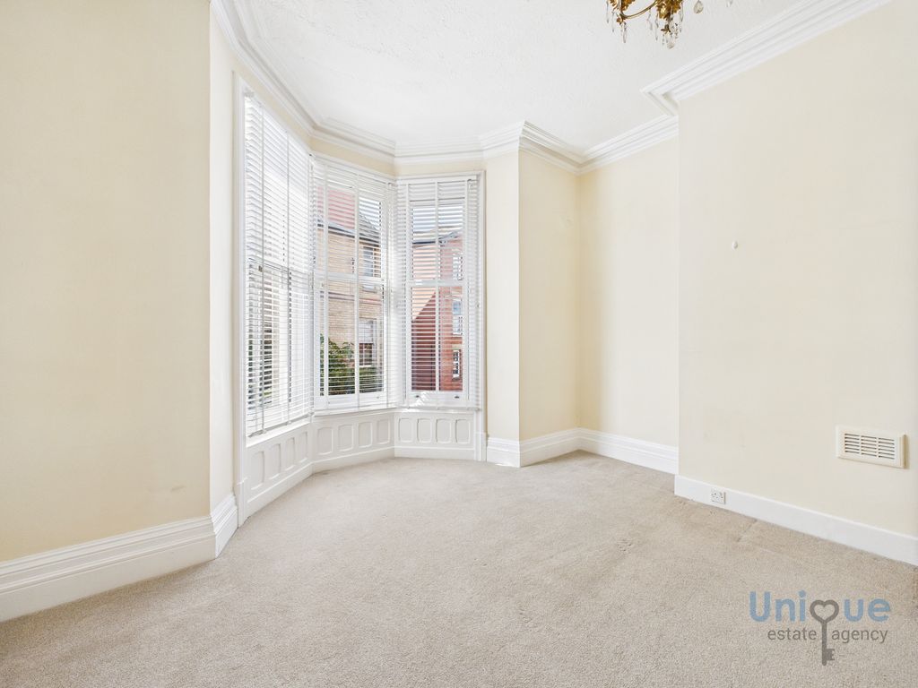 Additional image 9 of 2 bed flat for sale2 St. Georges Square, Lytham St. Annes, Lytham St. Annes FY8