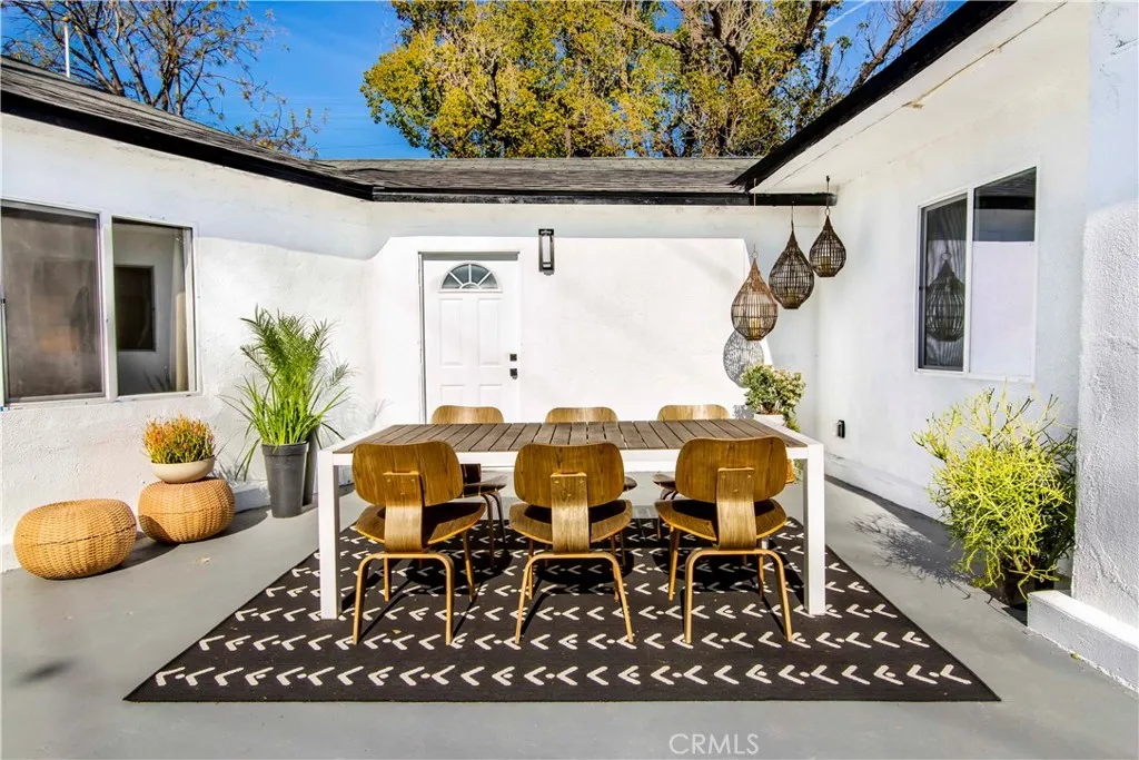 Additional image 64 of 10816 Calvert St, North Hollywood, CA 91606