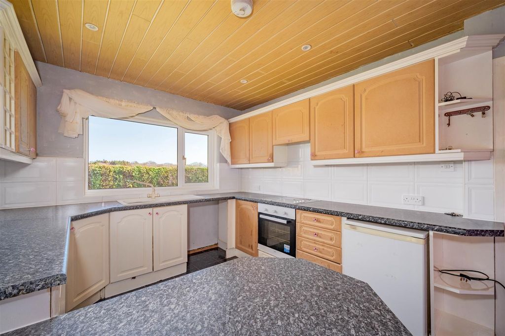 Additional image 4 of 4 bed detached bungalow for saleAffleck Gardens, Monikie, Broughty Ferry, Dundee DD5