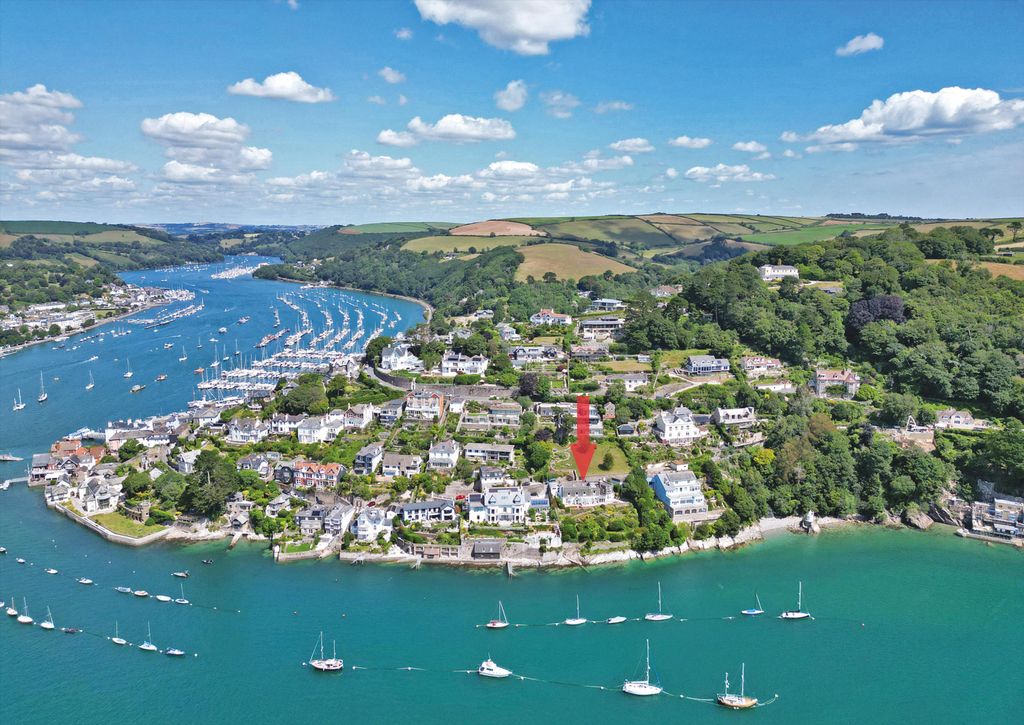 6 bed detached house for saleBeacon Road, Kingswear, Dartmouth TQ6