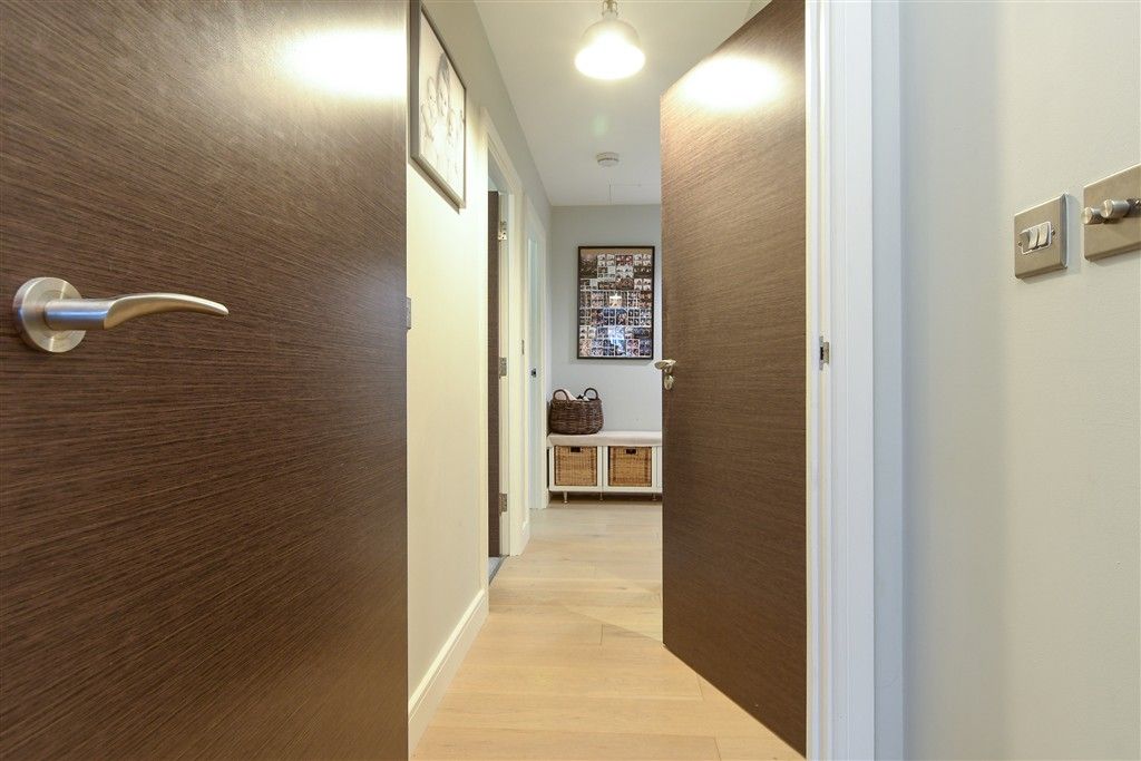 Additional image 5 of 2 bed flat for saleHigh Street, Dorking, Surrey RH4