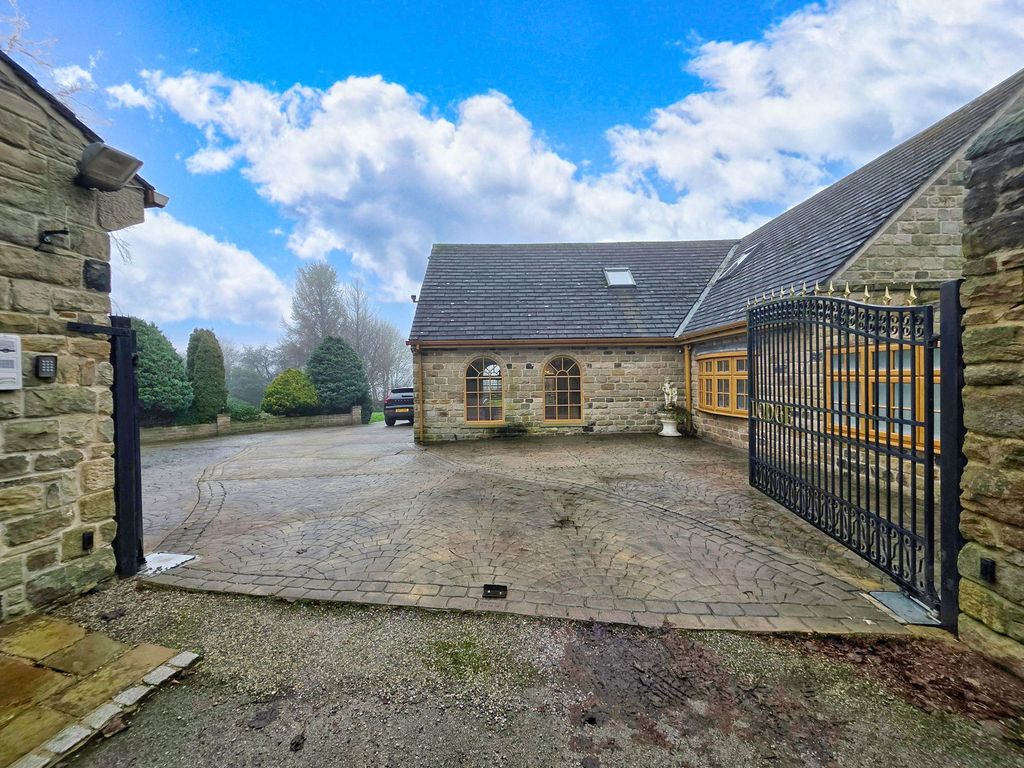 Additional image 2 of 5 bed country house for saleKingwell Road, Worsbrough, Barnsley S70