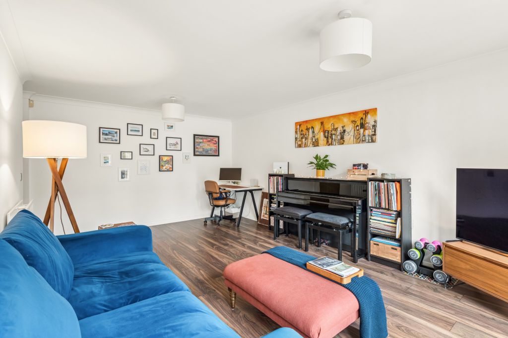 Additional image 5 of 2 bed flat for saleGilbert Scott Court, Whielden Street, Amersham HP7