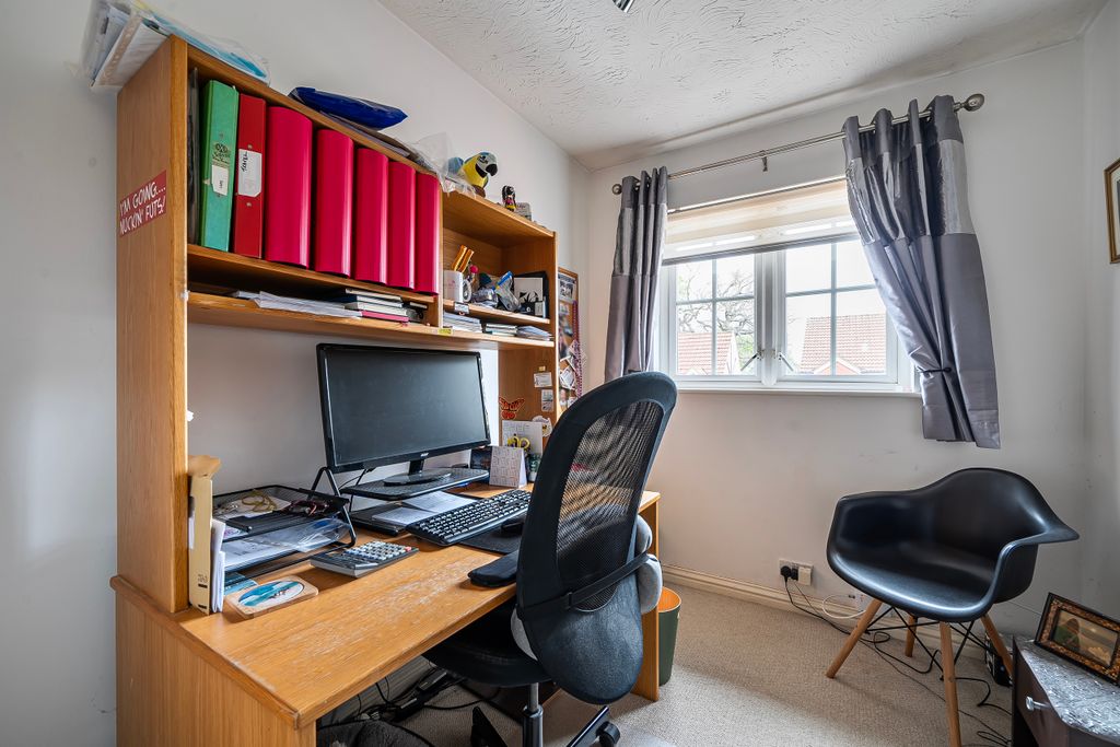 Additional image 11 of 4 bed end terrace house for saleLapwing Way, Abbots Langley, Hertfordshire WD5