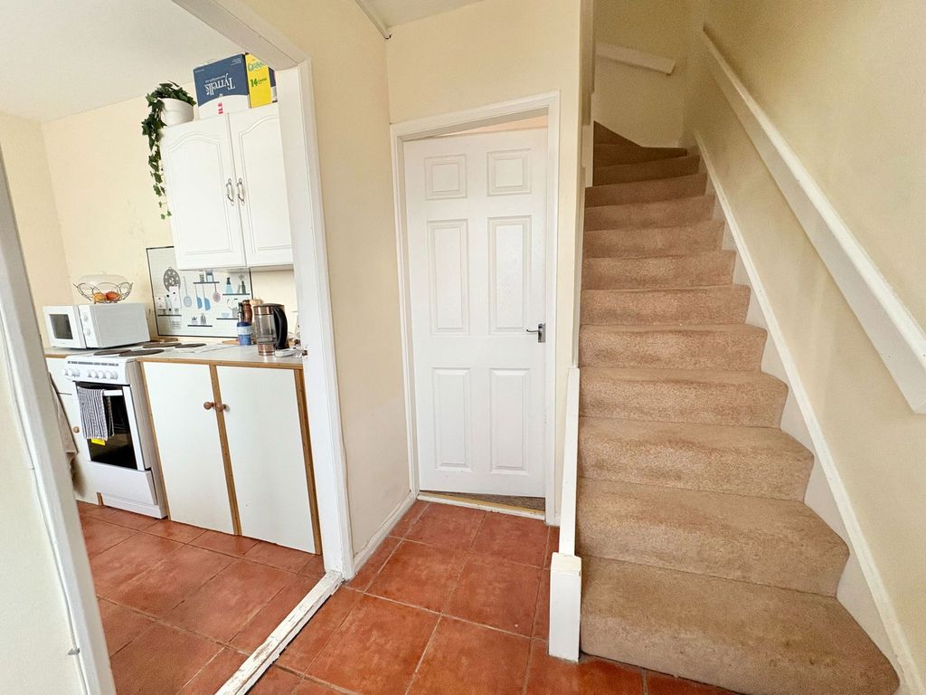 Additional image 2 of 2 bed flat for saleBrowns Lane, Dordon, Tamworth B78