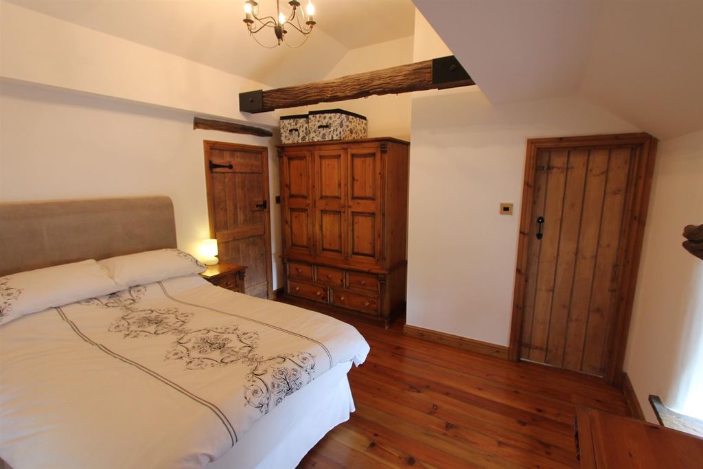 Additional image 22 of 4 bed barn conversion for saleHay Green Lane, Birdwell, Barnsley S70