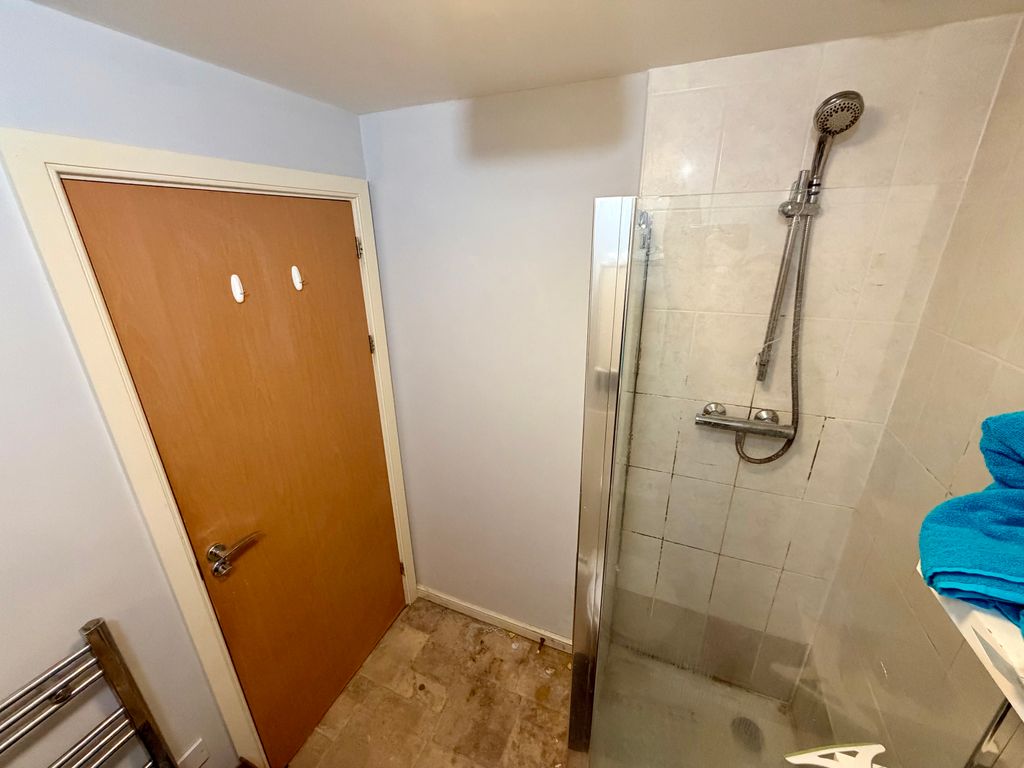 Additional image 13 of 2 bed flat for saleThe Decks, Runcorn WA7