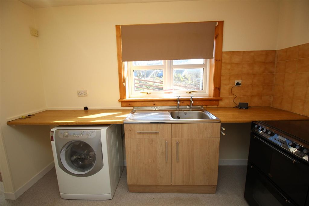 Additional image 9 of 1 bed end terrace house for sale20 Inver Park, Lochinver, Lairg IV27