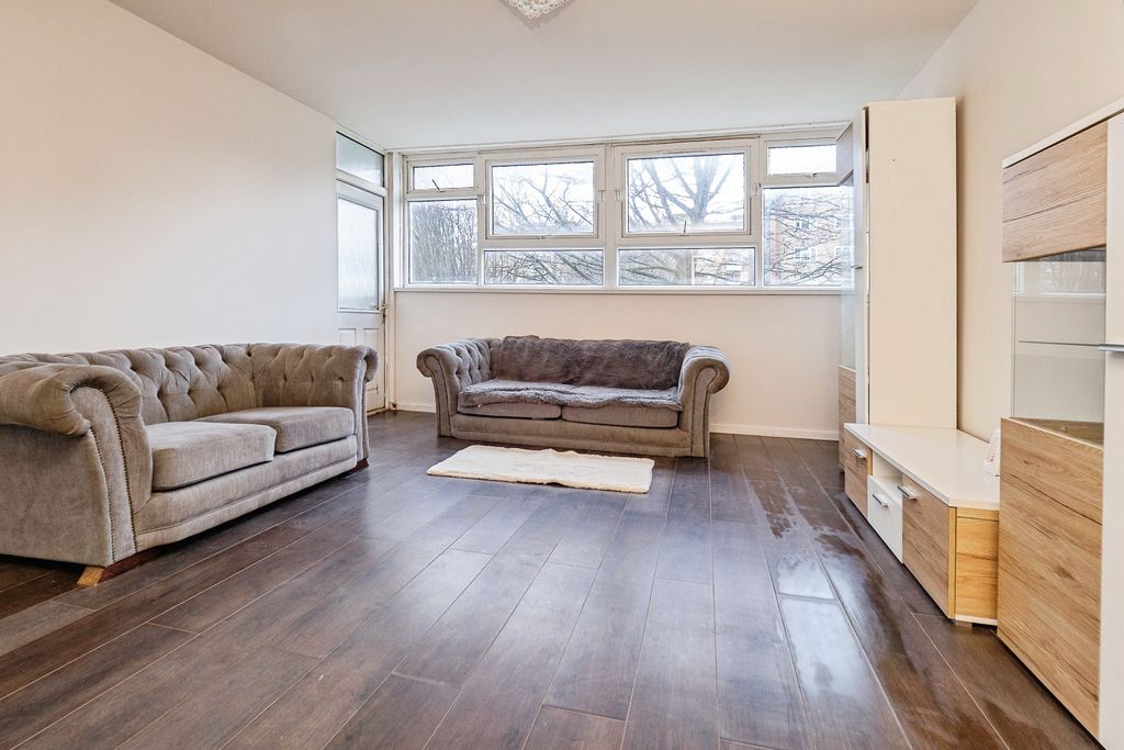 Additional image 2 of 2 bed flat for saleMelville Street, Hull HU1