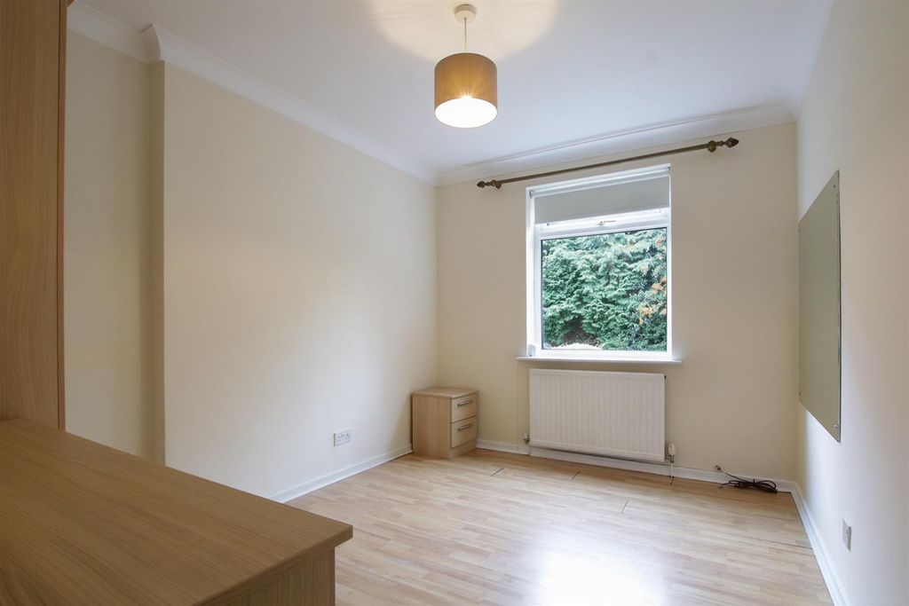 Additional image 6 of 2 bed flat for saleBarrington Road, Altrincham WA14