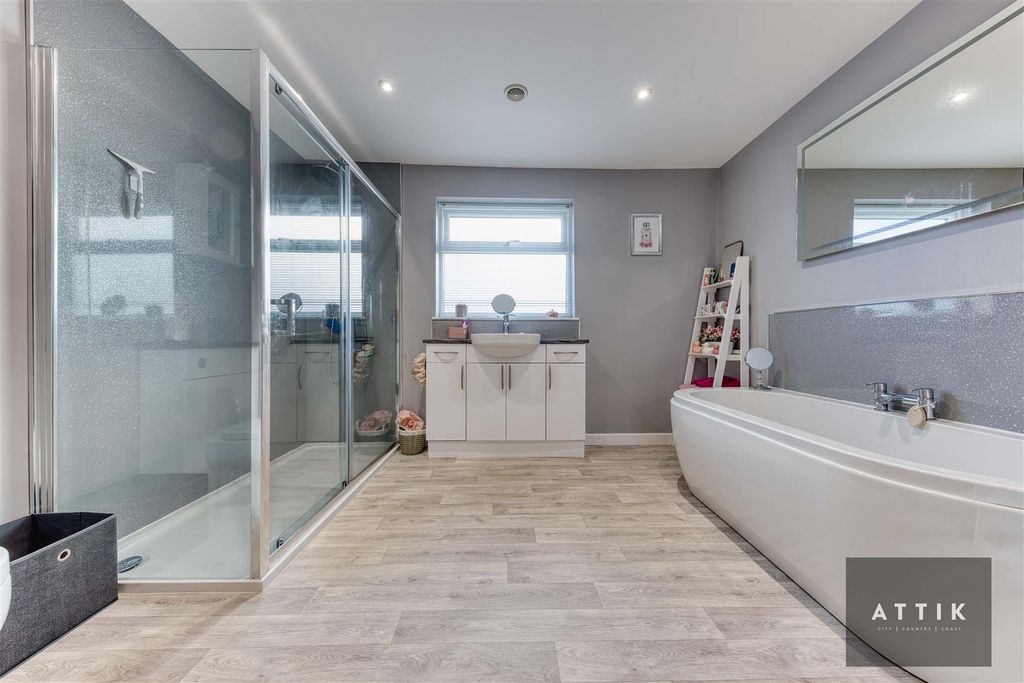 Additional image 7 of 3 bed detached bungalow for saleBlyford Lane, Wenhaston, Halesworth IP19