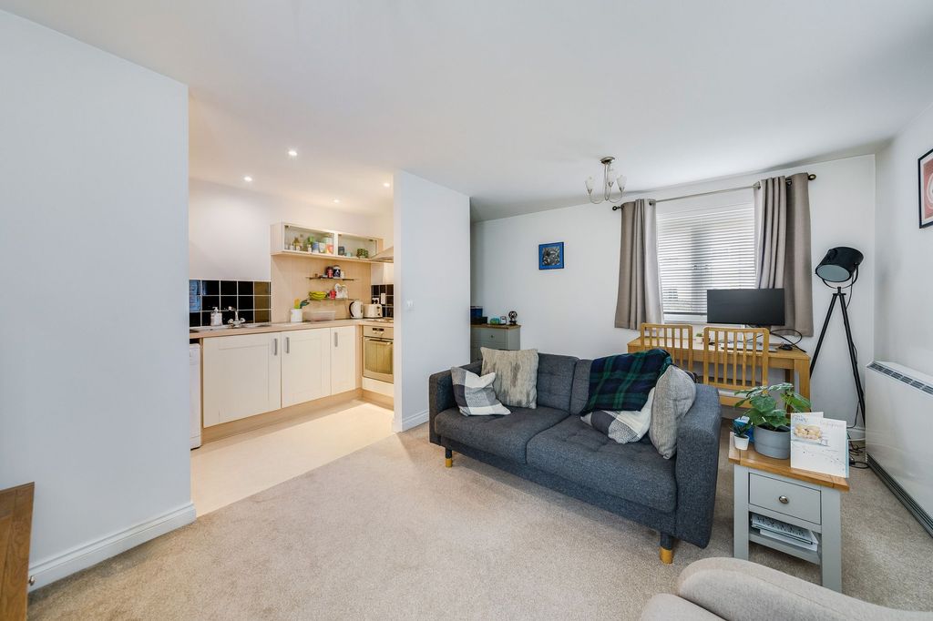 Additional image 6 of 1 bed flat for saleThames View, Abingdon OX14