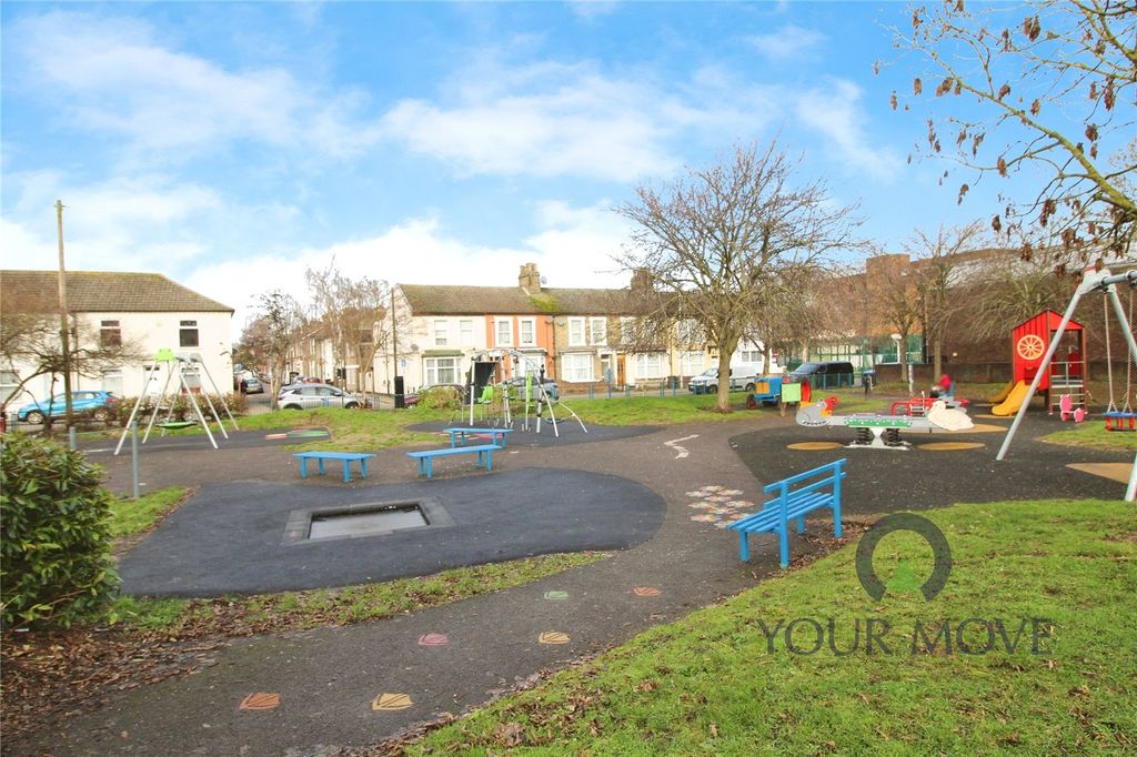Additional image 24 of 3 bed flat for saleSovereigns Quay, Bedford, Bedfordshire MK40