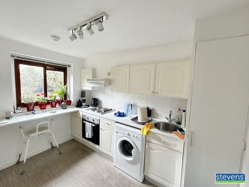 Additional image 12 of 2 bed flat for saleEast Street, Okehampton, Devon EX20