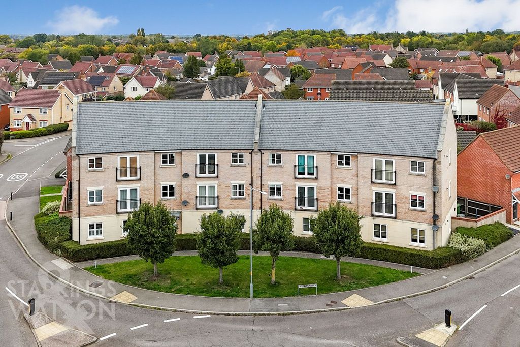 Additional image 8 of 2 bed flat for saleHolly Blue Road, Wymondham, Norwich NR18