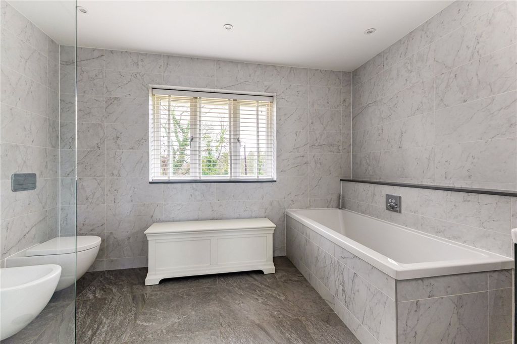 Additional image 19 of 4 bed detached house for saleBullbeggars Lane, Potten End, Berkhamsted, Hertfordshire HP4
