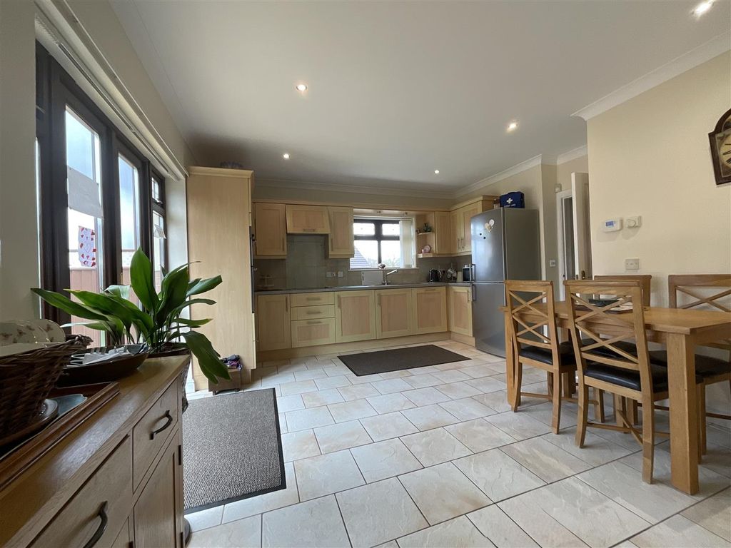 Additional image 12 of 4 bed detached bungalow for saleYr Hafod, Saron, Ammanford SA18