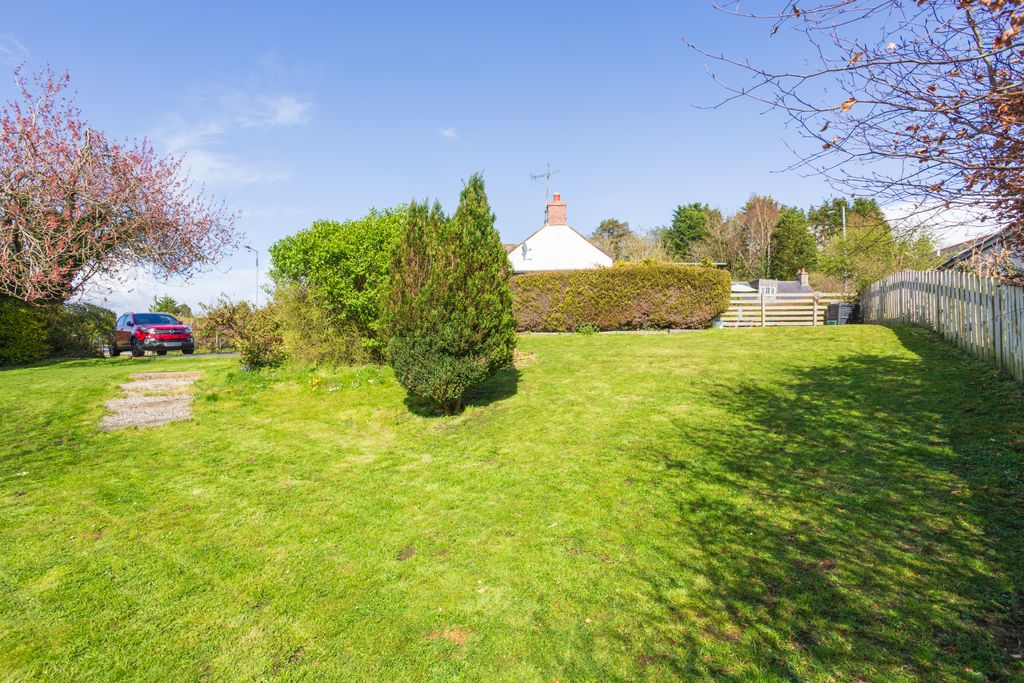Additional image 4 of 3 bed detached bungalow for sale26 Main Road, Collin, Dumfries DG1