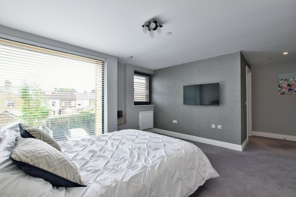 Additional image 23 of 4 bed detached house for saleAdrian Road, Abbots Langley WD5