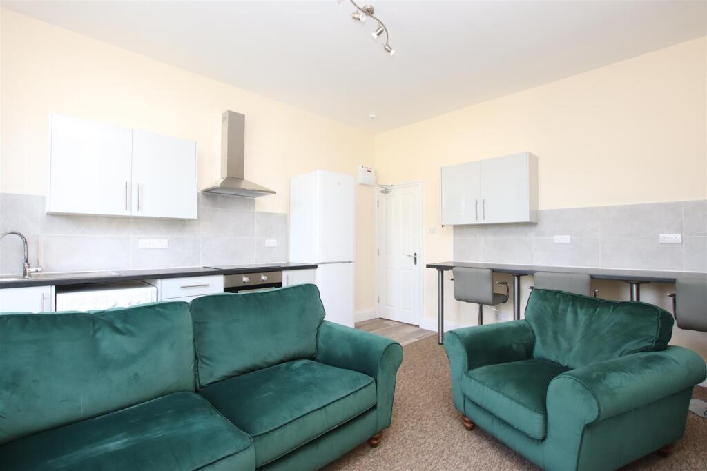 Additional image 2 of Lower Oldfield Park, Bath, BA2