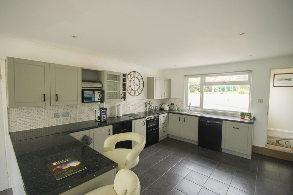 Additional image 4 of 2 bed detached bungalow for saleLe Mont De La Pulente, St Brelade JE3