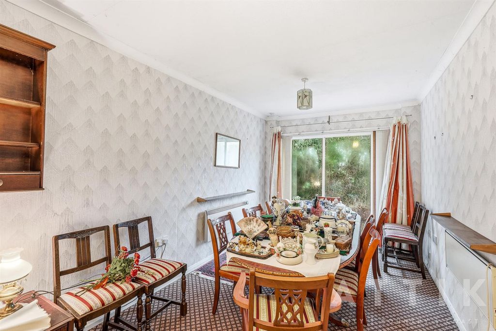 Additional image 18 of 5 bed detached bungalow for saleNorwich Road, Halesworth IP19
