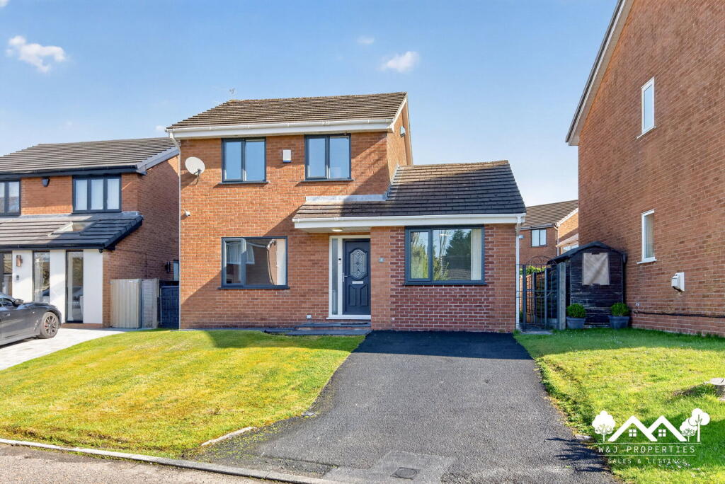 Ontario Close,  Lammack, Blackburn, BB2